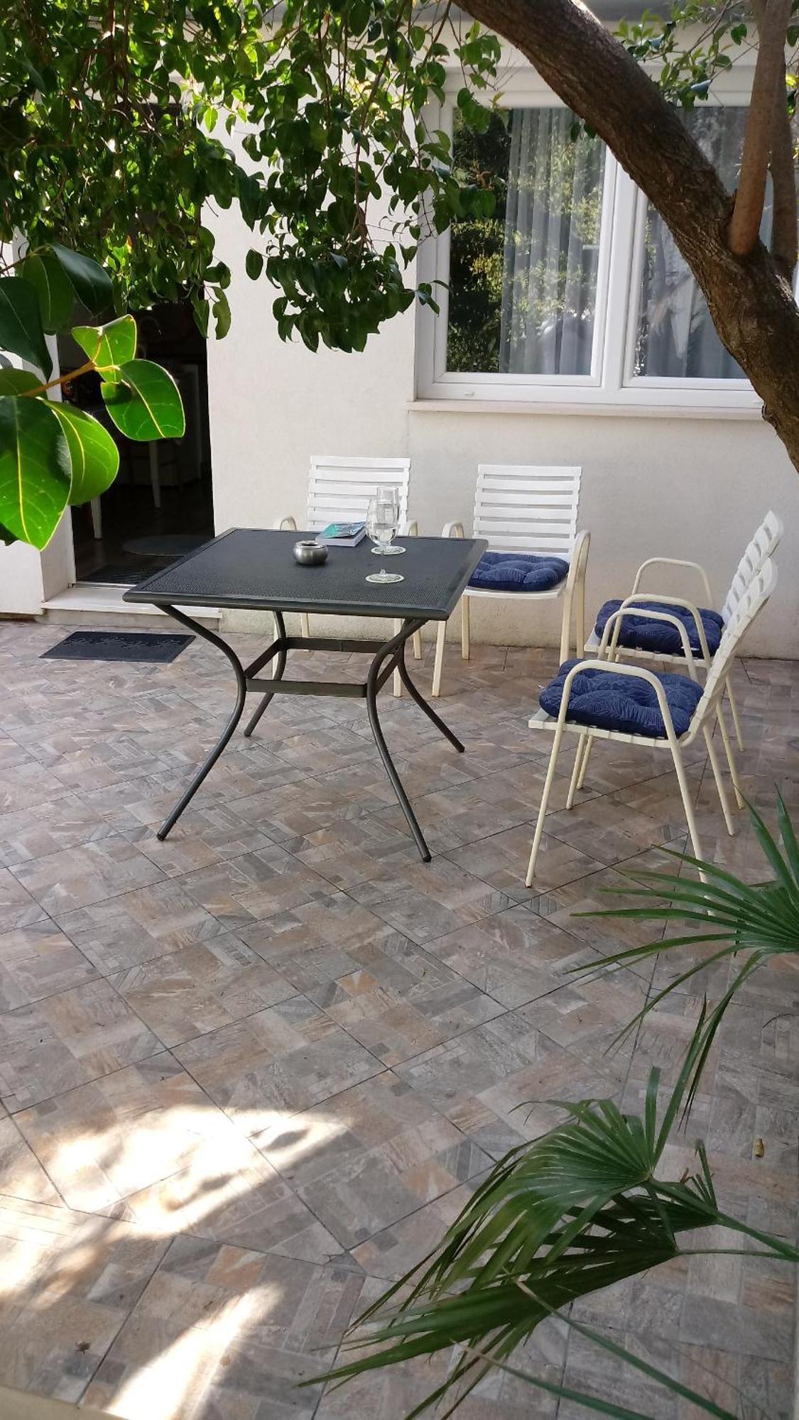 Serendipity Centre-free Parking Apartment